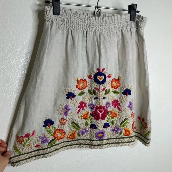 Johnny Was 100% Linen Tan Floral Embrodiered Pull on Skirt Size Small - Picture 3 of 16